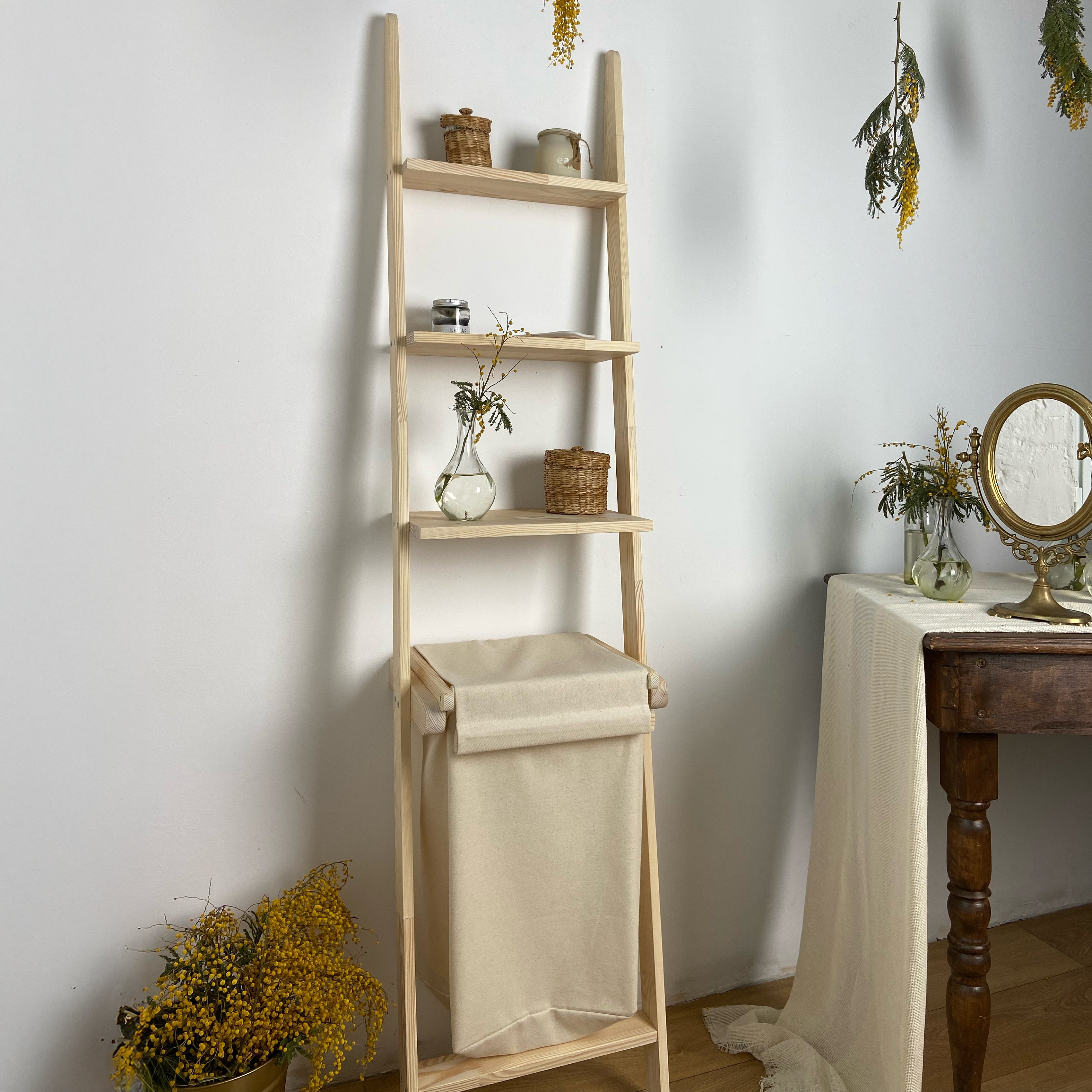 Ladder Shelf with Laundry Basket BEIGE