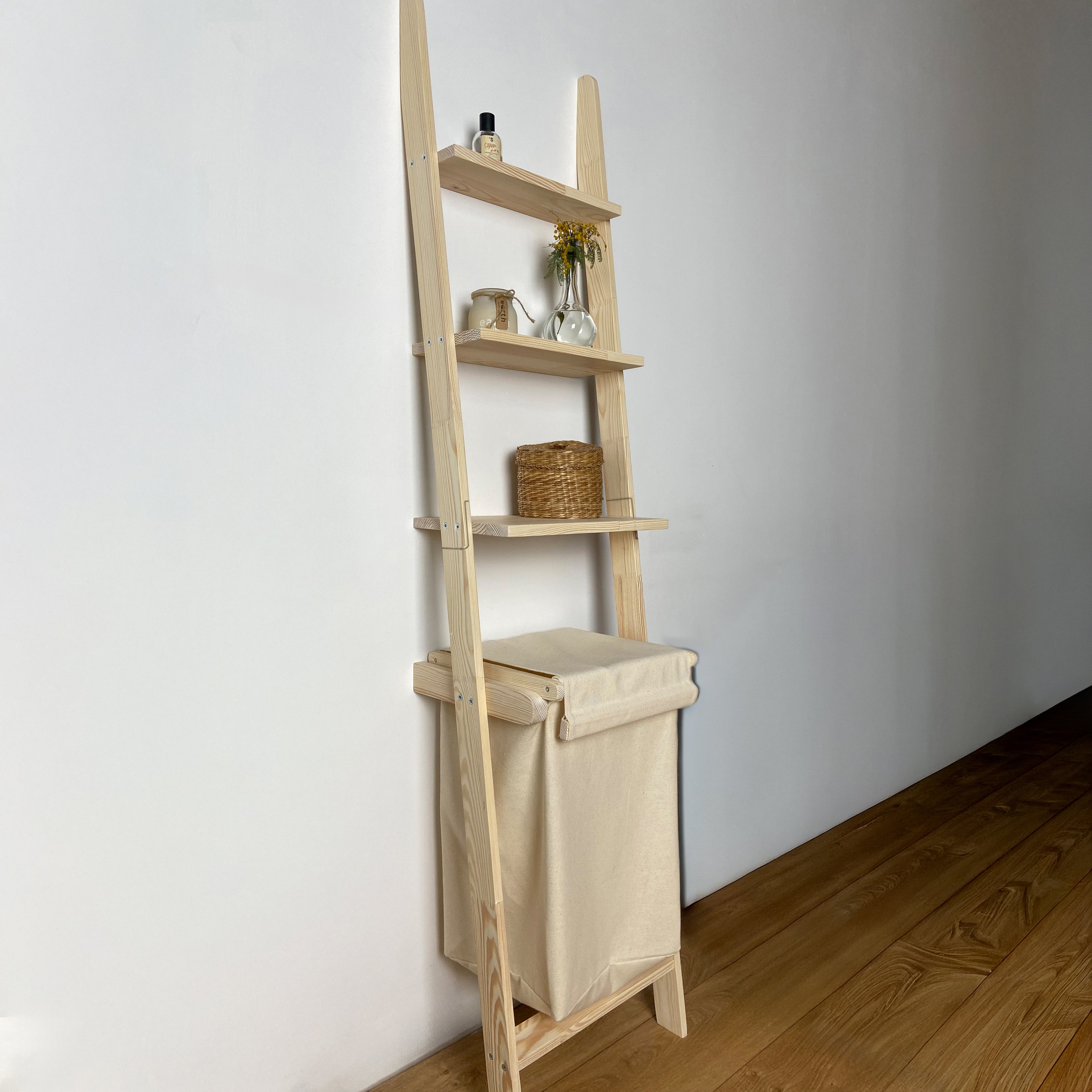 Ladder Shelf with Laundry Basket BROWN