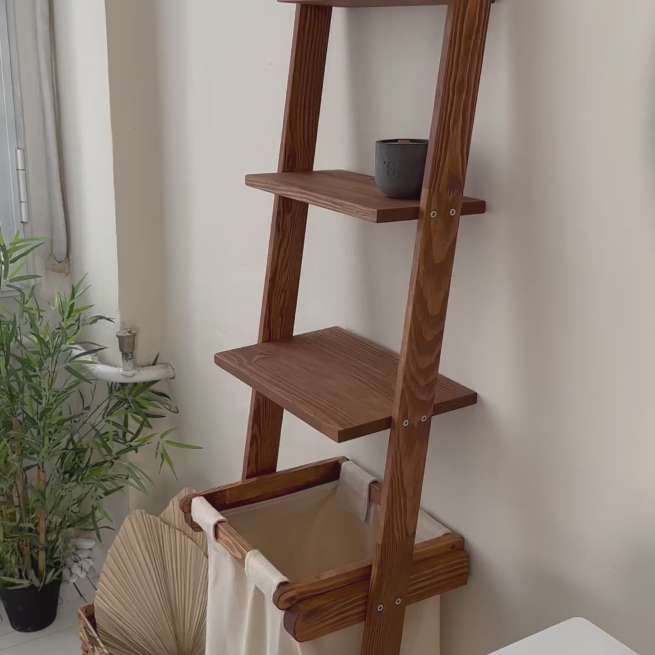 Ladder Shelf with Laundry Basket BROWN